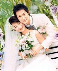 香港娱乐圈爆料姐弟恋,年龄差距下的爱情火花  第1张